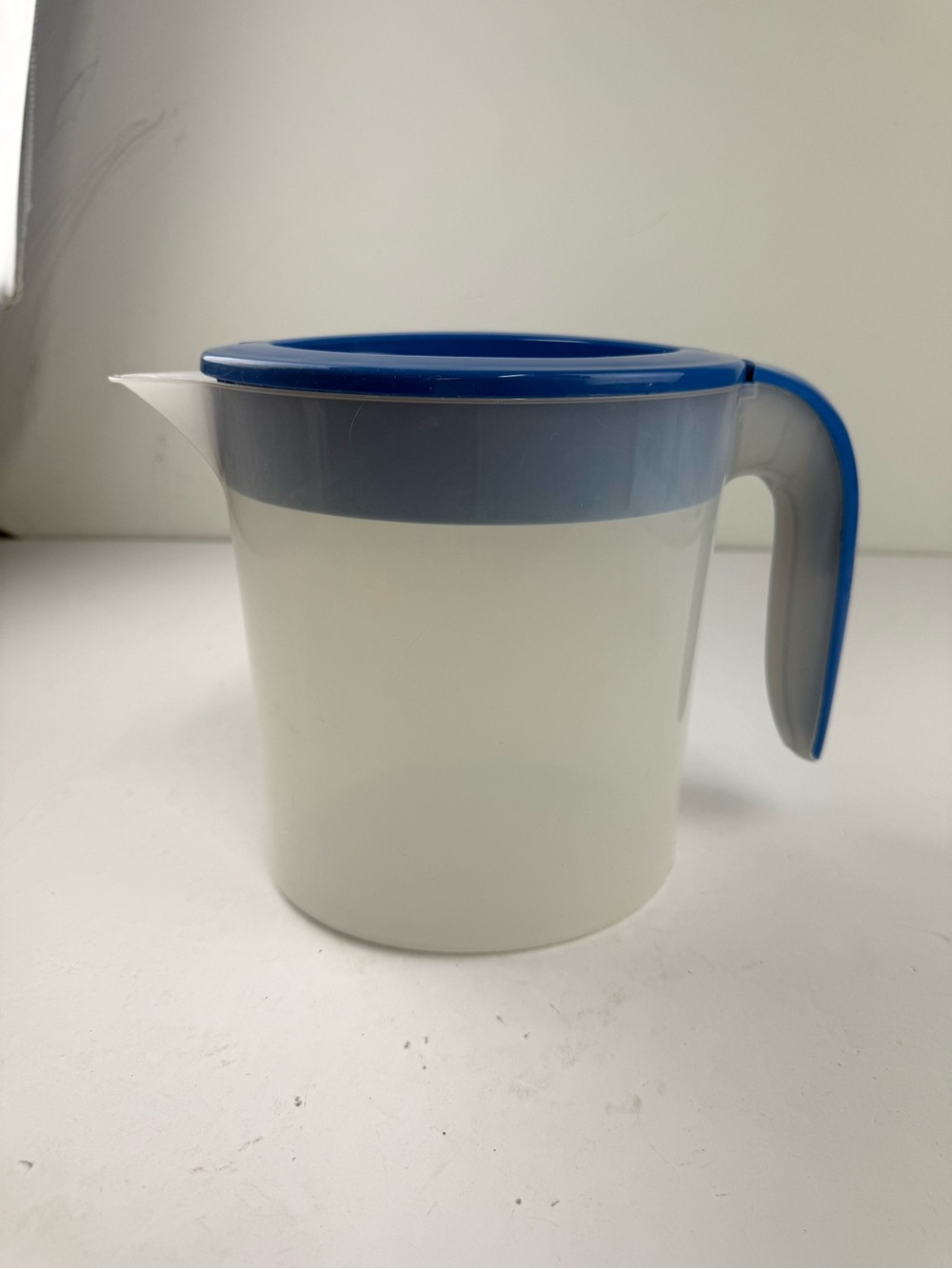 Mr. Coffee Iced Tea 3 Qt. TM70 Replacement Pitcher with Blue Lid Oval